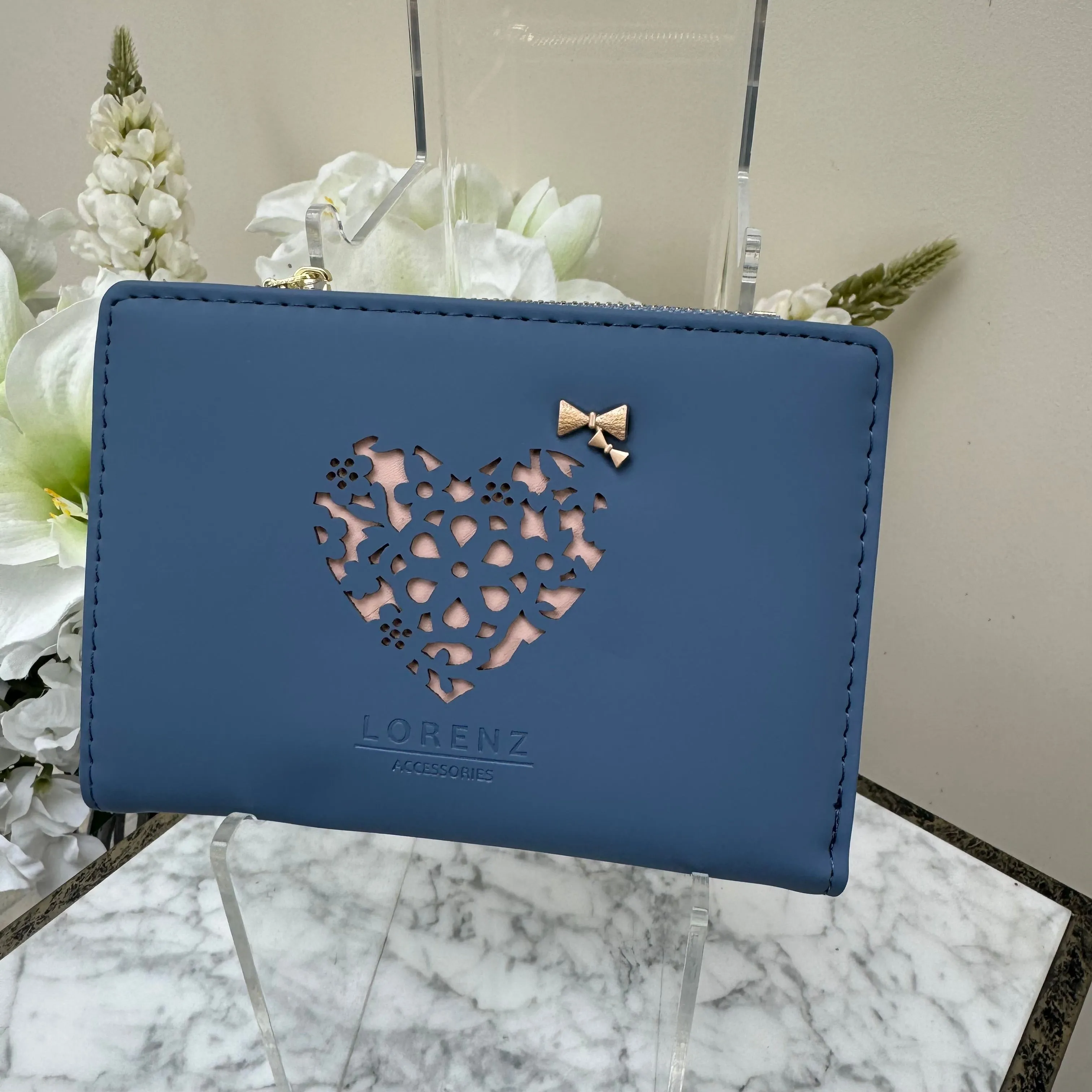 GHS 7234 Laser Cut Heart Front Purse